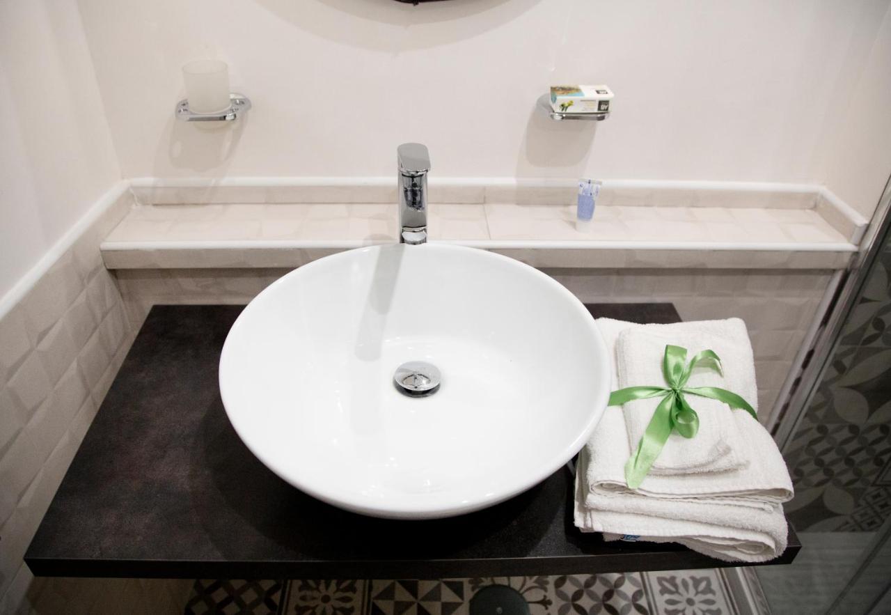 Handmade Rest Room Napoli Ngoại thất bức ảnh